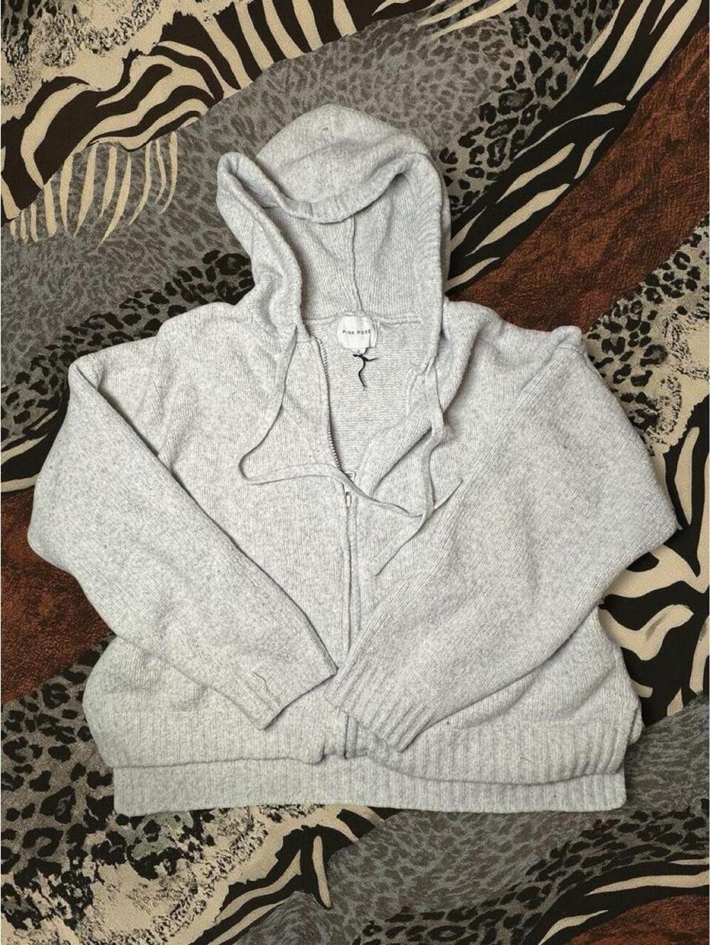 Pink Rose gray zip up hoodie in XL #pinkrose #zipup